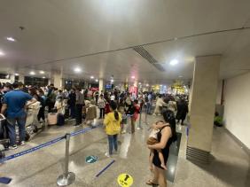 Cả ngàn chuyến bay ở Tân Sơn Nhất vào mùng 8, đã có hiện tượng delay