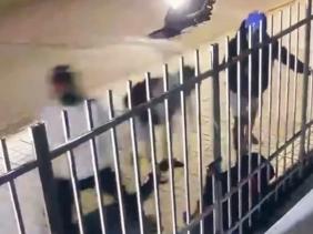 Truy bắt băng nhóm bịt mặt, chém một thanh niên hàng chục nhát trong vòng chưa đầy 1 phút