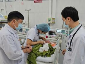 Vụ bé sơ sinh bị vùi dưới đất trong vườn cao su: Tìm kiếm người thân của bé