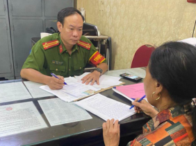 Du khách bị "chặt chém" 3 quả dứa 500.000 đồng: Người bán cam kết không tái phạm