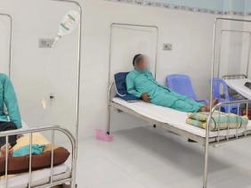Vụ nghi ngộ độc sau khi ăn cơm gà tại Nhà Trang: Còn 170 trường hợp đang điều trị