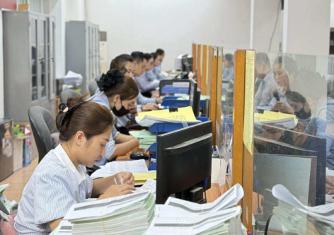 Từ 1/7/2026: 3 trường hợp không được đăng ký dự tuyển viên chức, 7 việc viên chức không được làm