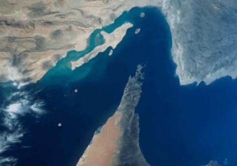 Iran bắt đầu thu phí qua eo biển Hormuz, tới 2 triệu USD/chuyến tàu