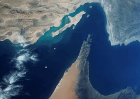 Mỹ dỡ trừng phạt 140 triệu thùng dầu Iran để cứu giá dầu toàn cầu