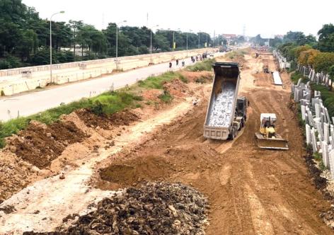 Thấy gì từ hiện tượng nhà thầu chạy đua giảm giá?