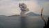 Núi lửa Anak Krakatoa ở Indonesia phun trào, cột tro cao tới 3.000m