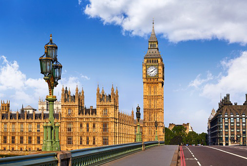 Đồng hồ Big Ben chính thức hoạt động trở lại sau 5 năm - Ảnh 1. Đồng hồ Big Ben chính thức hoạt động trở lại sau 5 năm - Ảnh 1.