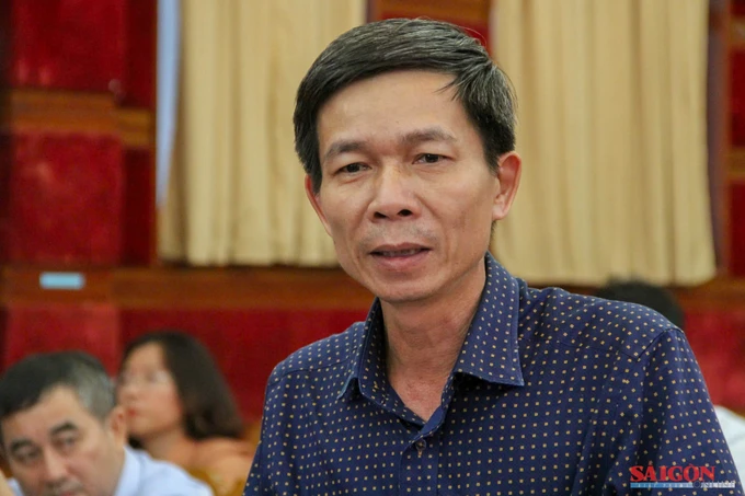 Ông Nguyễn Văn Minh, Phó Chủ tịch UBND TP Nha Trang, tại buổi họp báo chiều 9-4. Ảnh: HIẾU GIANG dasua-9.jpg