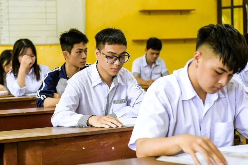 Kỳ thi tốt nghiệp THPT 2025 là kỳ thi lần đầu tiên áp dụng cho học sinh học theo chương trình GDPT 2018. Ảnh minh họa