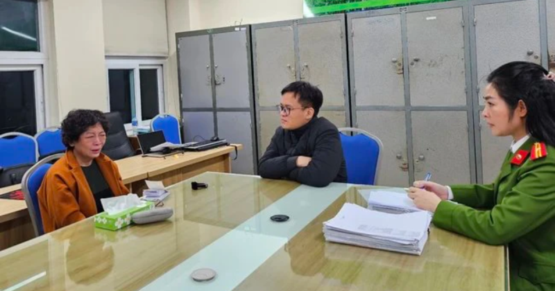 An ninh - Hình sự - Cựu Chủ tịch Công ty Sen Tài Thu cùng con gái bị bắt khẩn cấp