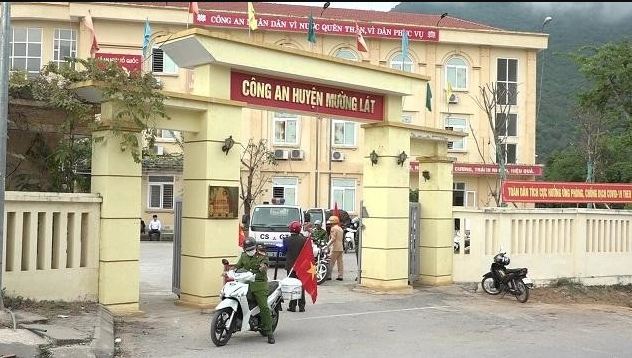 bat giam pho phong cong an huyen muong lat dspl