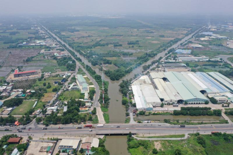 Hiện trạng một phần khu đô thị Tây Bắc TP HCM (huyện Hóc Môn, đang bị treo hơn 20 năm nay, tháng 4/2022. Ảnh: Quỳnh Trần