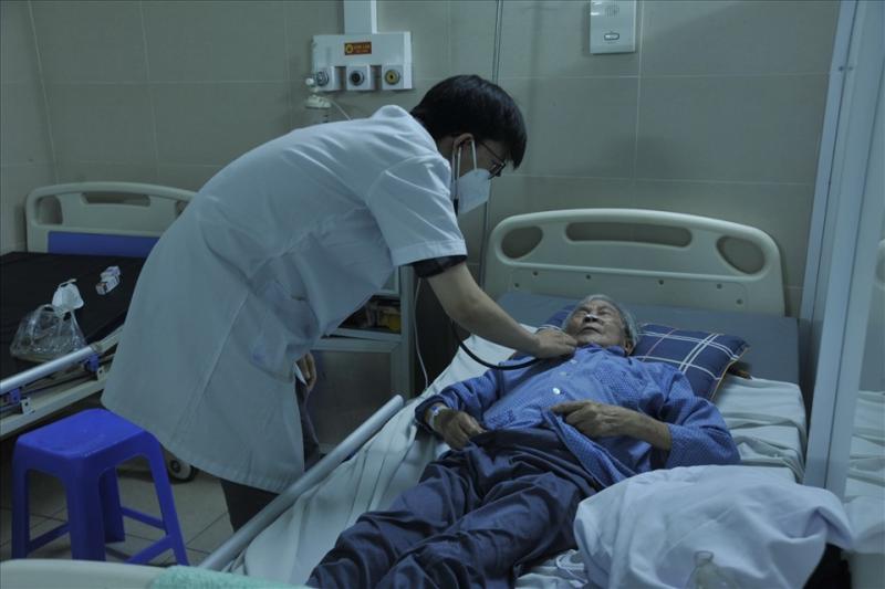Bệnh nhân điều trị COVID-19 tại Bệnh viện Thanh Nhàn. Ảnh: Bệnh viện cung cấp