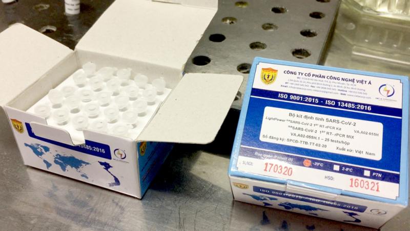 Bộ kit xét nghiệm Covid-19 của công ty Việt Á, tháng 3/2020. Ảnh: Thanh Tùng