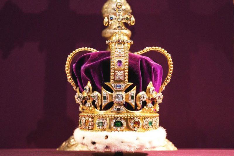 anh chinh sua vuong mien thanh edwards cho le dang quang cua vua charles iii anh chinh sua vuong mien thanh edwards cho le dang quang cua vua charles iii