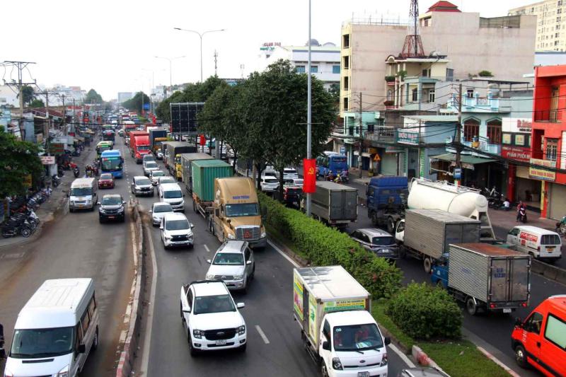 Cửa ngõ Tây Bắc TPHCM sắp lột xác với dự án mở rộng Quốc lộ 22 lên 10 làn xe. Ảnh: Minh Quân