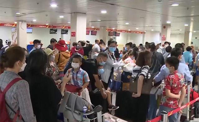 Cân nhắc việc áp dụng khai báo y tế khi nhập cảnh TP Hồ Chí Minh - Ảnh 1. Cân nhắc việc áp dụng khai báo y tế khi nhập cảnh TP Hồ Chí Minh - Ảnh 1.