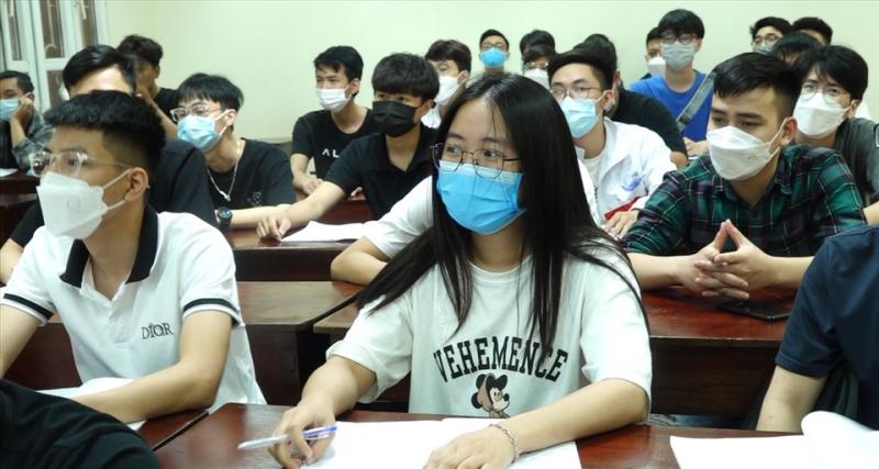 Tuyển sinh 2022: Thí sinh tự do mong mỏi nhận được sự công bằng