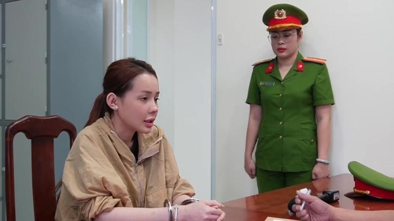 Ngân 98 tại cơ quan điều tra. Ảnh: Lao động