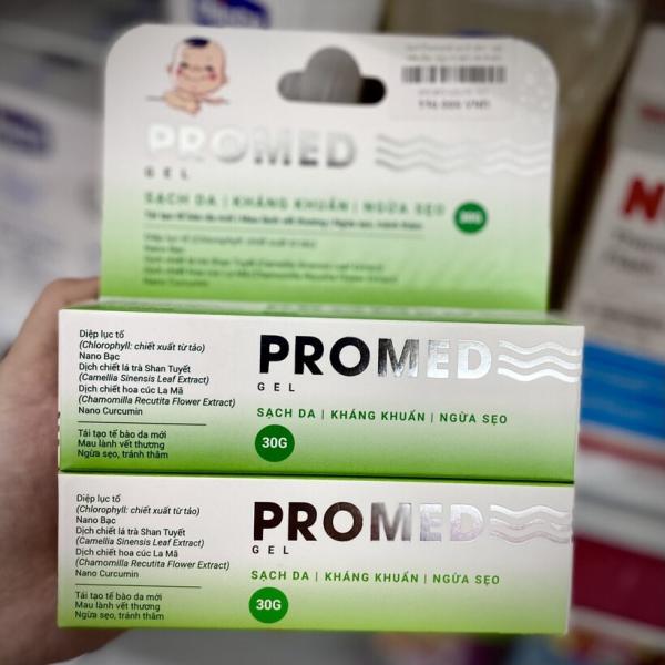 Nhãn, hướng dẫn sử dụng của sản phẩm có các nội dung không phù hợp với Phiếu công bố và Thông tư số 06/2011/TT-BYT: chứa cụm từ không phù hợp với sản phẩm mỹ phẩm như “ngừa sẹo”, “Tái tạo tế bào da mới, mau lành vết thương”...