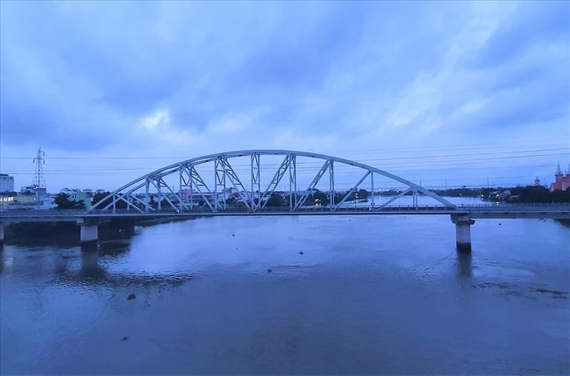 Công trình cải tạo, nâng cấp luồng sông Sài Gòn chờ ngày dừng thực hiện
