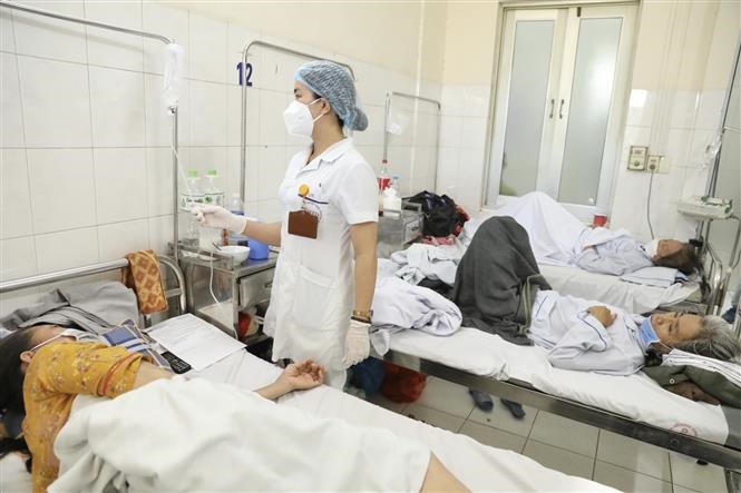 ca mac sot xuat huyet gia tang nguoi dan khong nen chu quan ca mac sot xuat huyet gia tang nguoi dan khong nen chu quan
