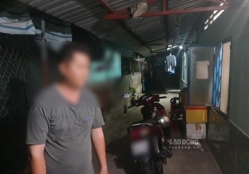 Anh Phát không về quê trong dịp lễ 30.4, ở lại thành phố để đi làm. Ảnh: Thành Nhân