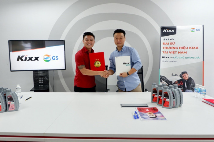 hé lộ bản hợp đồng mới của tiền vệ nguyễn quang hải