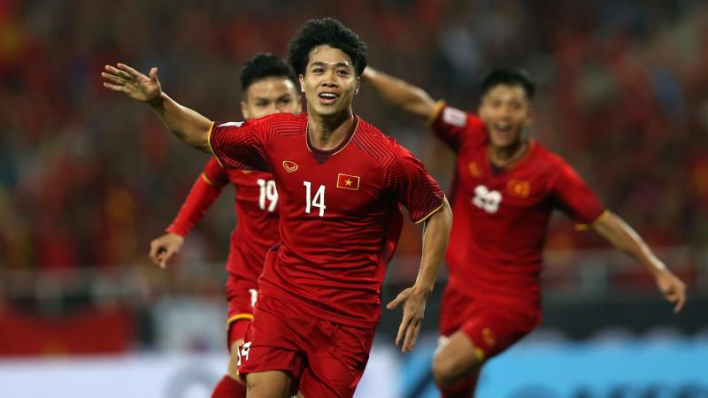 Bóng đá - Báo Indonesia gọi 2 ngôi sao tuyển Việt Nam là 'cơn ác mộng' trước thềm cuộc đối đầu quan trọng (Hình 2).