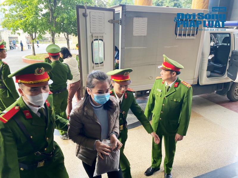 An ninh - Hình sự - Cựu điều tra viên Hoàng Văn Hưng hầu tòa phúc thẩm đại án 'chuyến bay giải cứu' (Hình 5).