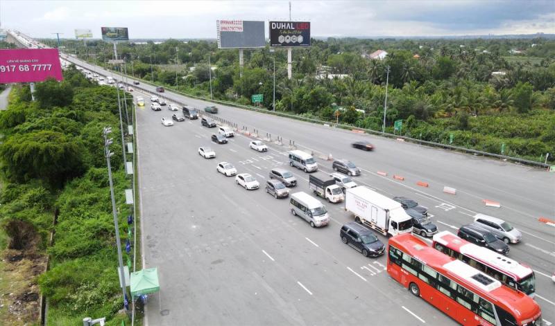 Cao tốc TPHCM - Long Thành sẽ mở rộng lên 8 - 10 làn xe. Ảnh: Anh Tu