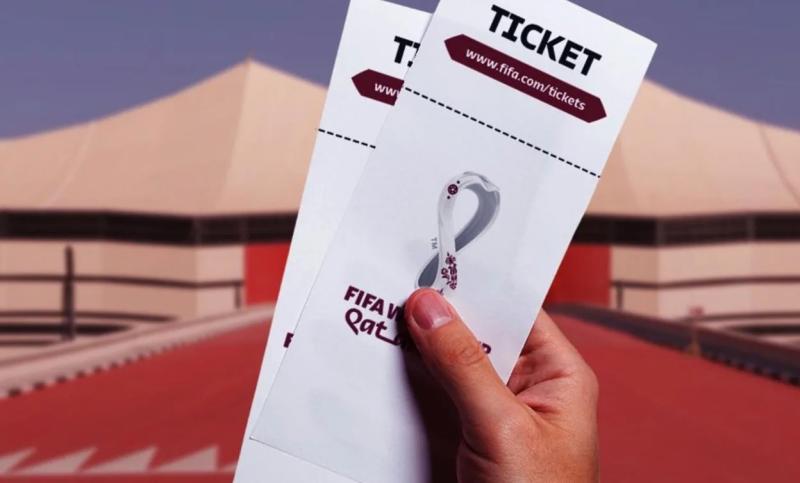 Qatar phải sử dụng cả 2 “siêu phi thuyền” để làm chỗ nghỉ trong thời gian diễn ưa World Cup 2022. Ảnh: Wikimedia Commons