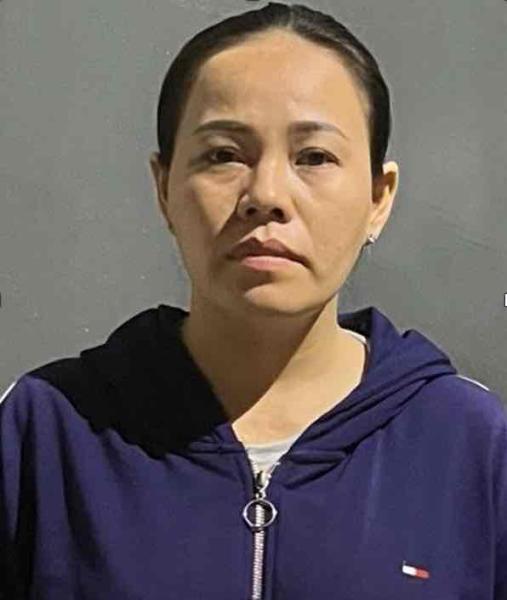 Nghi phạm Nguyễn Thị Hồng Bích tại cơ quan công an. Ảnh: HAC