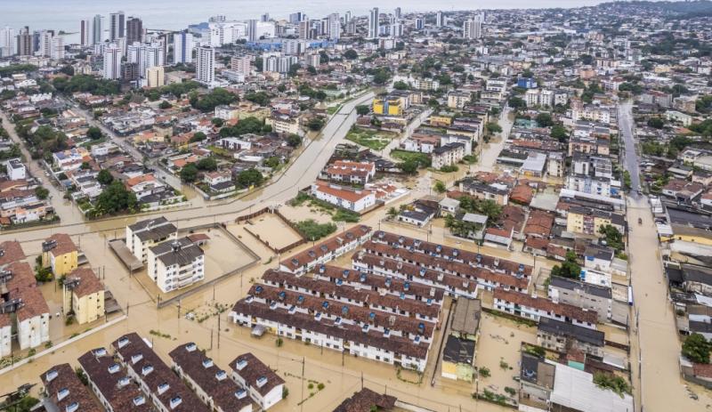 Thành phố Olinda, bang Pernambuco, Brazil, nhìn từ trên cao, ngày 29/5. Ảnh: AFP.