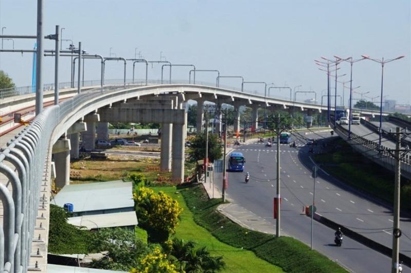 Hệ thống xe buýt sẽ được kết nối với các nhà ga tuyến metro số 1. Ảnh: Minh Quân