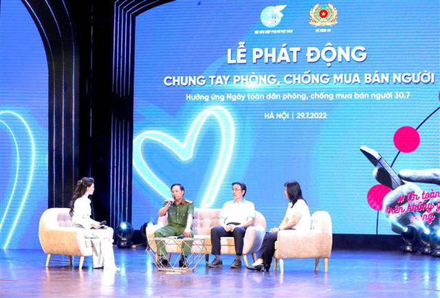 Nạn buôn bán người: Từ bẫy việc nhẹ lương cao đến nạp mình cho tội phạm - Ảnh 4. Nạn buôn bán người: Từ bẫy việc nhẹ lương cao đến nạp mình cho tội phạm - Ảnh 4.