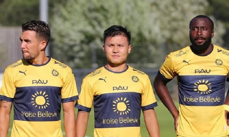 pau fc chieu mo tien ve tu ligue 1 quang hai kho cang them kho 02