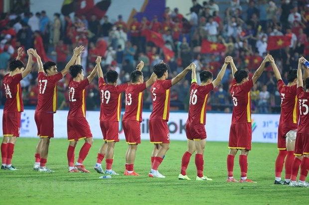 Gia ve chung ket bong da nam SEA Games 31 bien dong chong mat hinh anh 1