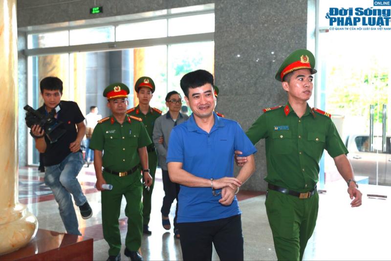 Bị cáo Phan Quốc Việt.
